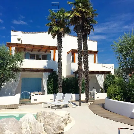 Marina Village شقة ليدو دي يسولو